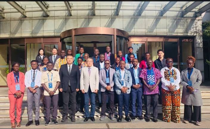 Twenty-three Liberian journalists explore China’s communication model